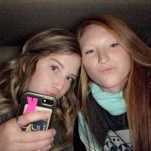 Meet your Posher, Santana